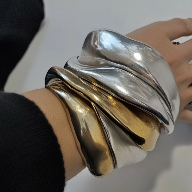 Tide Bangle